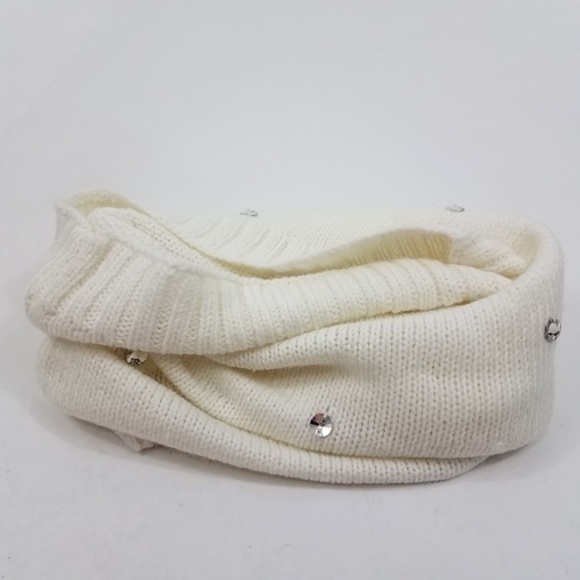 ~ Victorias Secret Scarf Infinity Knit White Silve‎ - Picture 1 of 6